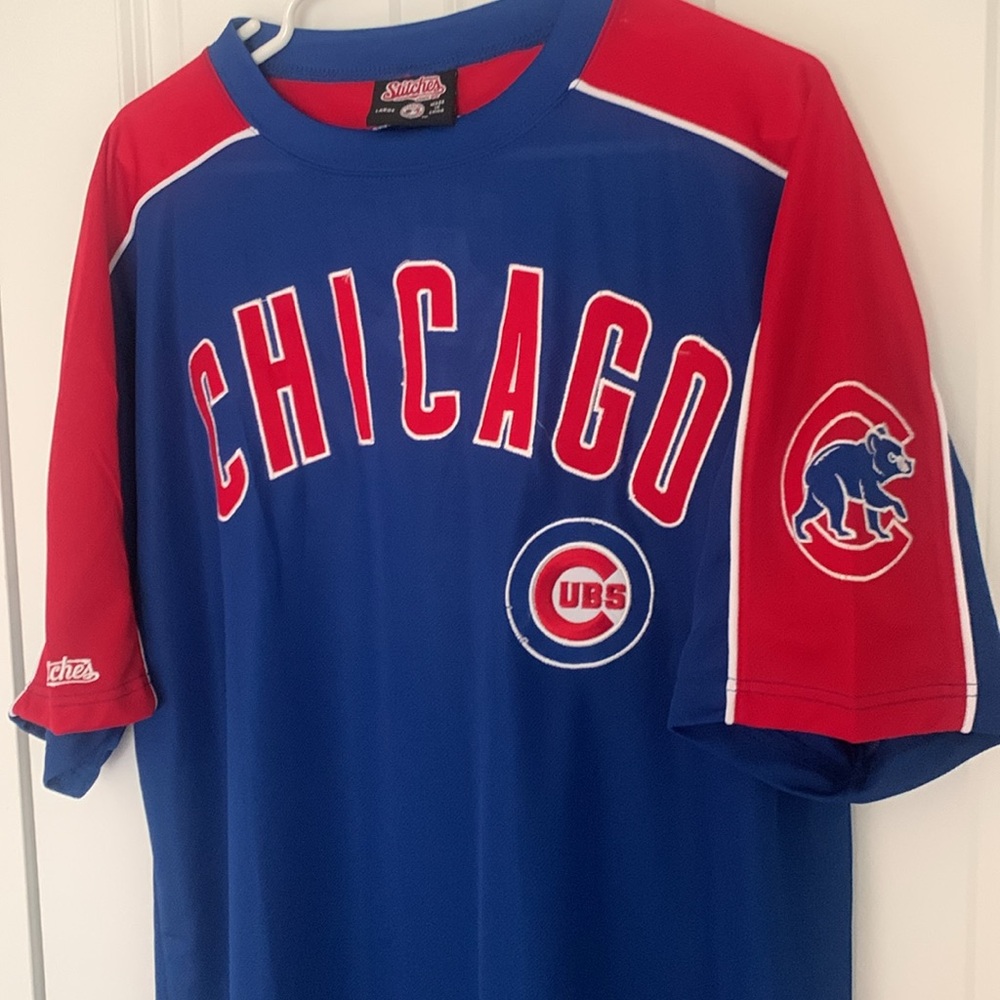 New with tags, Chicago Cubs jersey! - Picture 2 of 5